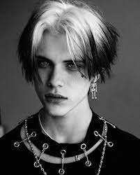 This trend aims to express your personality while enhancing what you have planned. Pin On Eboy Haircut