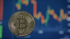 Many in the cryptocurrency community have spent years predicting that digital currencies will someday take the place of fiat currencies. Can Bitcoin Replace The Us Dollar Daily News Egypt