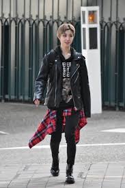 n on X: トッキーとパンサー向井さんが着てるの同じだwww 新斗希矢 t.cow2IfTv1PhY  X