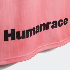 Von deinem wenn du das an jedem spieltag voller inbrunst in die runde schmetterst, wird es zeit für ein juventus trikot. Adidas Juventus Turin Human Race Trikot Rosa Adidas Deutschland