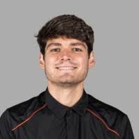 Erika Valiente's Instagram, Twitter & Facebook