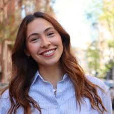 It's over, the summer internship of dreams. 28 floors up where the glass  meets the sky and the city hums at your feet. Ogilvy Health is a place  where I learned that