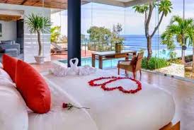 Kamu bisa memilih tempat menginap yang murah meriah namun lokasinya tetap strategis dan nyaman. Daftar 10 Hotel Di Bali Yang Cocok Buat Honeymoon Nan Romantis