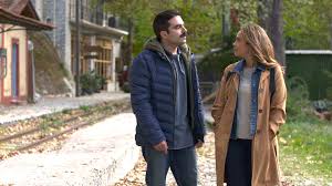 Ο γρηγόρης συναντά και την αντιγόνη δρακουλάκη. Xaireta Moy Ton Platano Ep46 Ertflix