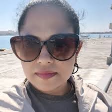 Christmas Time, Mistletoe and Wine