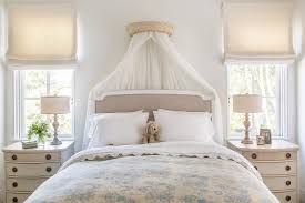 But, today, modern and minimalist ideas can adopt this ideas beautifully. 18 Canopy Beds For Creating A Dreamy Bedroom