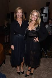 What kind of hairstyles do you like? Emily Osment Nancy Travis Nancy Travis Photos Afi Fest 2018 Presented By Audi Gala Screening Of The Kominsky Method After Party Zimbio
