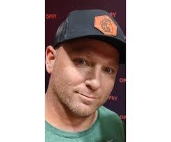 Paul Hedden's Instagram, Twitter & Facebook