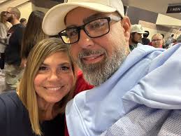 Nick Sampson and I checked a few boxes tonight and saw Adam Sandler at  Hershey! Not oniy did we ger to see the Sandman, but his buddies Rob  Schneider and David Spade