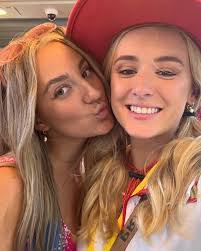 Mae Healy's Instagram, Twitter & Facebook