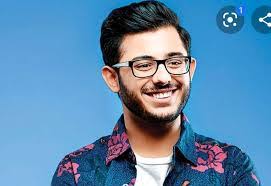 Shruti Gangakhedkar's Instagram, Twitter & Facebook