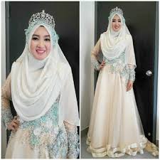 Gaun pengantin muslimah apk is a entertainment apps on android. Dress Pengantin Muslimah Google Search Baju Pengantin Pengantin Wanita Gaun Pengantin Muslim Model Pakaian Wanita