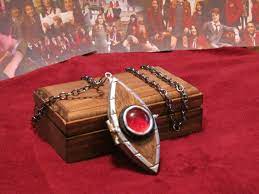 House Of Anubis Open Up Handmade Replica Of Nina S Eye Of Horus Locket House Of Anubis Anubis Eye Of Horus Necklace