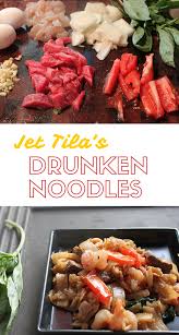 Easy 15 Minute Drunken Noodles Kaila Yu In 2020 Drunken Noodles Healthy Eating Recipes Recipes