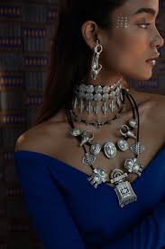 Masaba Gupta And Amarpali Collaboration Everything You Need To Know Luxeva Haz tu selección entre imágenes premium sobre amrapali jewellery de la más alta calidad. masaba gupta and amarpali collaboration