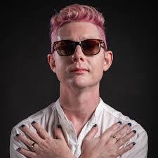 Alex Noa's Instagram, Twitter & Facebook