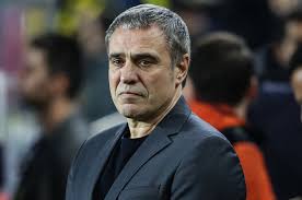 Ne neciptir ne fazil, ne kisadir ne de kurek (bkz: Ersun Yanal Nereli Esi Irem Agan Yanal Kimdir