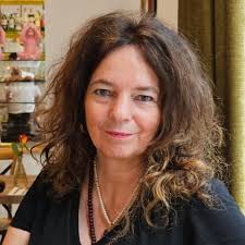 Ein Traum ist wahr geworden, meine erste eigene Massage Praxis in München.  Freude, Glaube, Selbstvertrauen, Vision und eine gute Portion Geduld