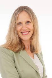 Helen Pitt's Instagram, Twitter & Facebook