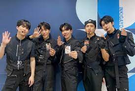 Monsta x's minhyuk, april's naeun, and nct's jaehyun will officially be leaving their mc position on sbs's inkigayo following the february . Monsta X Successfully Completes One Of A Kind Activities Kpophit Kpop Hit