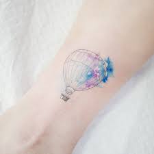 Hot Air Balloon Tattooistbanul Tattoo Tattooing Hotairballoon Airbaloon Watercolortattoo 타투이스트바늘 타투 열기구타투 수채화타투 여자 문신 문신 열기구
