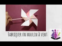 Pliage de la pâte, comme pour. Diy Fabriquer Un Moulin A Vent En Papier Paper Windmill Activite Manuelle Avec Les Enfants Youtube