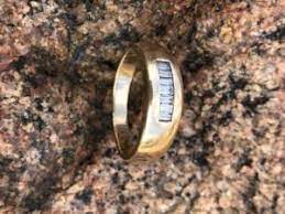 Property markers are usually made of solid rebar which is mainly made up of. September 5th 2020 By Norm Peters From Edmonton Alberta Canada Contact 1 780 497 2118 Kevin Called Me Yesterday Afternoon Requesting My Assistance To Locate His Wedding Ring Which He Had Lost Two Weeks Ago While Gardening In His Back Yard