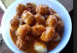 Nah, berikut lima cara membuat cilok yang super simple dan bikin nagih, dikutip dari craftlog dan resepkoki, rabu (7/7/2021). Cara Membuat Cilok Goreng Bumbu Kacang Nikmat Sederhana