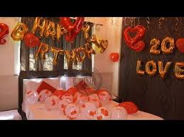 Birthday Surprise Ideas For Husband In Lockdown Birthday Surprise Decoration Ideas For Husband Balloon Decoration At Home Romantic Room Deco In 2020 Birthday Room Decorations Romantic Room Decoration Romantic Room