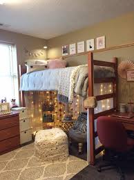 Elevated Bed Space Under Space In Seats Dorm Room Inspiration Dorm Room Diy Girls Dorm Room