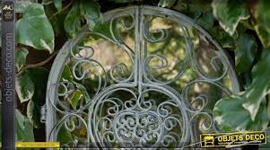 Les design fenêtre fer forgé sont très populaires aux north america, en oceaniat en western europe. Miroir Fenetre En Fer Forge Gris Antique A Battants Ouvrants