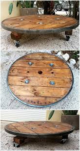 Pallets Cable Spool Table On Wheels Is Great Way To Decor Your Place In Divergent Way It Is Simple Yet Dece Wire Spool Tables Spool Tables Wooden Spool Tables