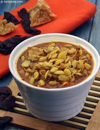 Dalimbi Usal Val Usal Maharashtrian Vaal Recipe Indian Subzi Recipes Recipe Subzi Recipe Recipes Maharashtrian Recipes