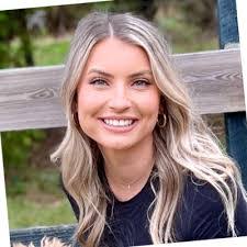 Ashley Pak's Instagram, Twitter & Facebook