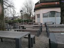 Here is brewing … the paulaner bräuhaus is more than just an inn… this is where it's brewed! Paulaner Am Nockherberg Biergarten Die Besten Hendl Der Stadt