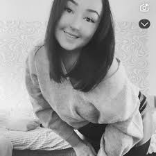 Please may I ask if there is anyone who can move a sofa from Bridgwater to  Taunton tomorrow early evening? Please may I have cost as well? EDIT: Thank  you so much