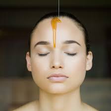 Massatge facial a la mel (29 fotos): com fer a casa, la tècnica d'execució,  ressenyes