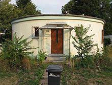 Was es kostet, ein haus selbst zu bauen und wie sie beim hausbau in eigenregie am besten vorgehen. Rundhaus Fertighaus Wikipedia
