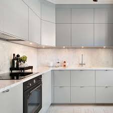 They're also resistant to stovetop heat and bathroom humidity. Fresh Design Ideas Quartz Backsplashes For A Sleek Modern Design