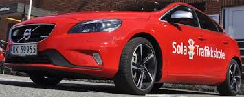 Trafikkskolen har lærere med lang erfaring og høyt faglig nivå. Sola Trafikkskole As Sola Bedrift Gulesider No