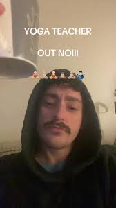 woke up with #newmusic out in the world what a feelin #yogaflow #yogapose  #yogateacher