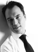 Fler tjänstemän blir av med jobbet