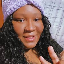 How to make a crochet shirt with embroidered flowers?