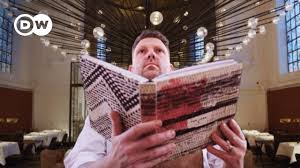 Le chef étoilé, sergio herman, et le chef nick bril ont créé leur vision du restaurant «la fine cuisine rencontre. The Techno Restaurant In A Former Church The Jane Gourmet Food Electronic Music Dw Food Youtube