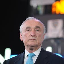 NYPD Commissioner Bill Bratton's father, William E. Bratton, passes away at  89