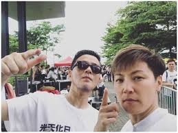 你用眼睛欣赏 看得见的漂亮 怎么能想像 触摸到的浪漫 一转眼的温暖 两个人去分享 够不够填满 一个夜晚. é€ƒçŠ¯æ¡ä¾‹ ä½•éŸµè¯—å•å°éŸ³ä¹äººåˆ¶æ–°æ­Œ æ'' æž—å¤•å¡«è¯ å¤šä¼¦å¤š åŠ æ‹¿å¤§ä¸­æ–‡æ–°é—»ç½' åŠ æ‹¿å¤§æ˜Ÿå²›æ—¥æŠ¥canada Chinese News