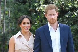 Giovedì 9 gennaio 2020 harry e meghan annunciano il divorzio dalla famiglia reale | different problem #different_problem. Il Principe Harry Vola In Canada Dopo Il Divorzio Dai Royals Torna Da Meghan Markle