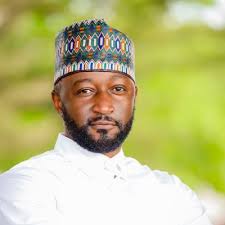 Life After Big Brother: Is Out of Screen, Out of Mind?