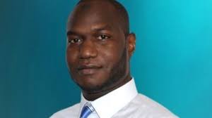 Mouhamed Dia : Quand le pouvoir exécutif impose un mariage forcé et la  polygamie aux autres pouvoirs pour combattre les opposants.