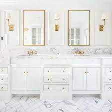 Personalise your space with one of our bathroom accessory sets and unify your bathroom decor. White And Gold Bathroom Ideas How To Create A Stunning Bathroom Victorian Bathrooms 4u